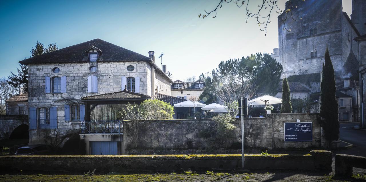 Hostellerie Les Griffons Bourdeilles Exteriér fotografie