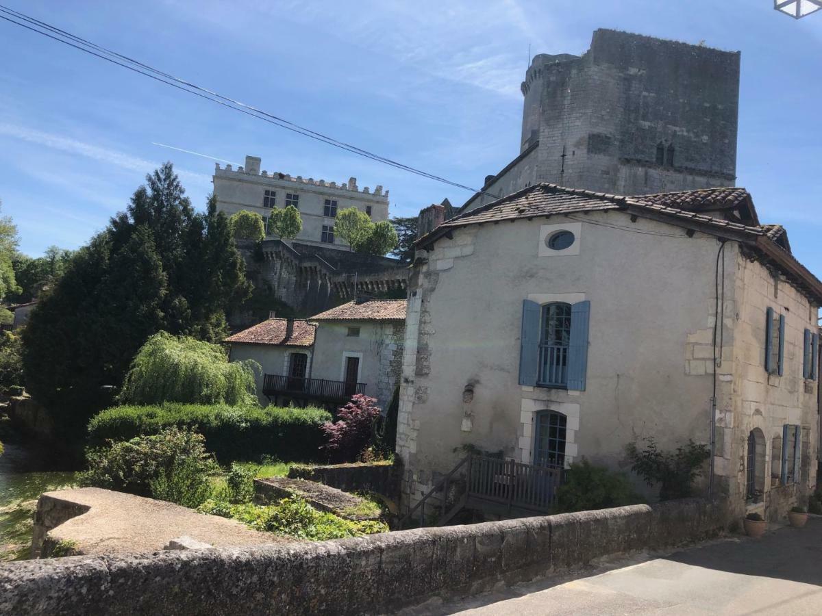 Hostellerie Les Griffons Bourdeilles Exteriér fotografie